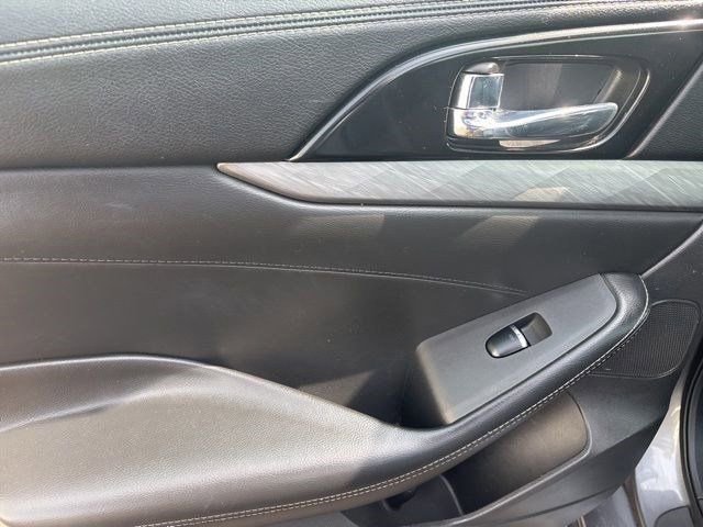Used 2017 Nissan Maxima 3.5 SL FWD image 31