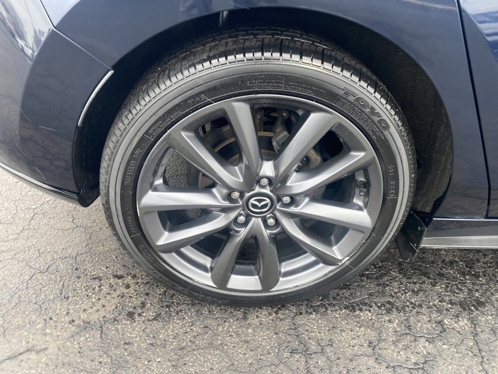 Used 2019 MAZDA MAZDA3 Hatchback image 21