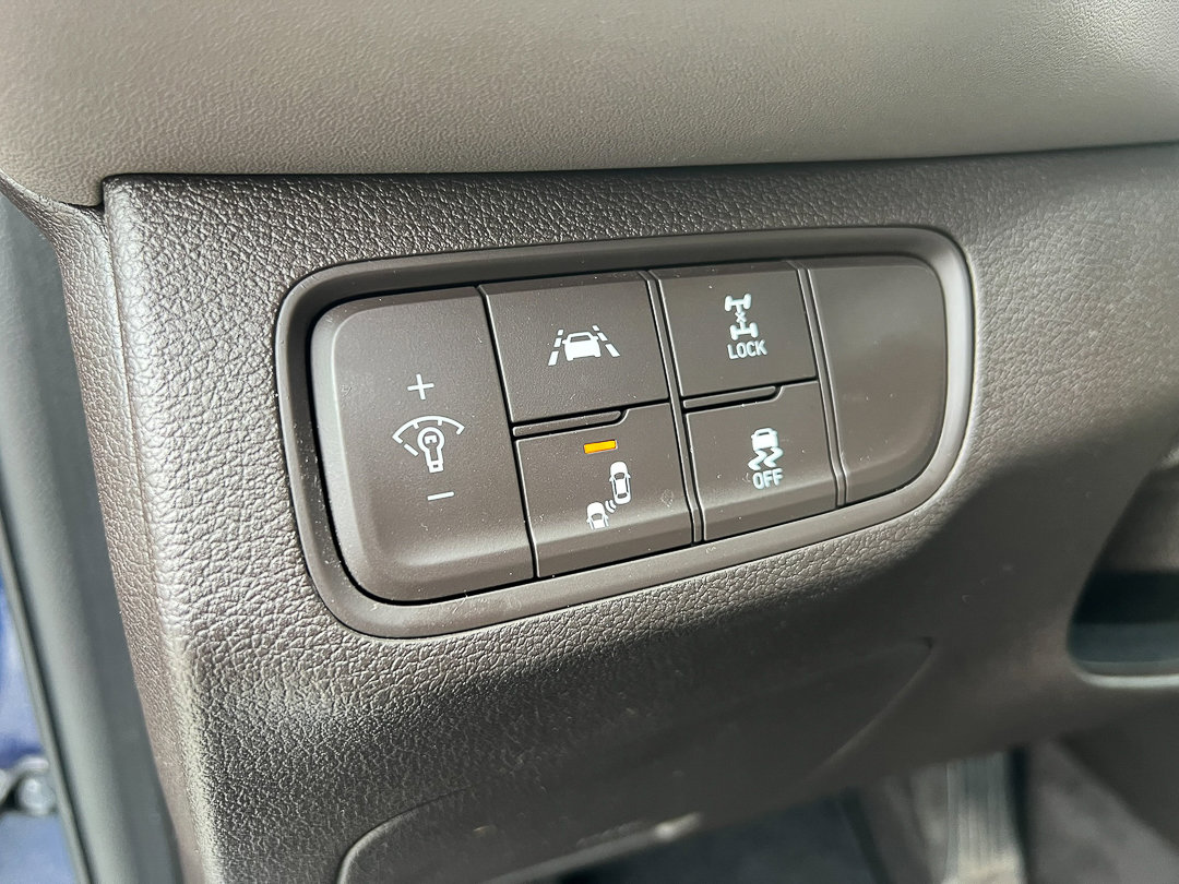 Used 2019 Hyundai Santa Fe SE image 14