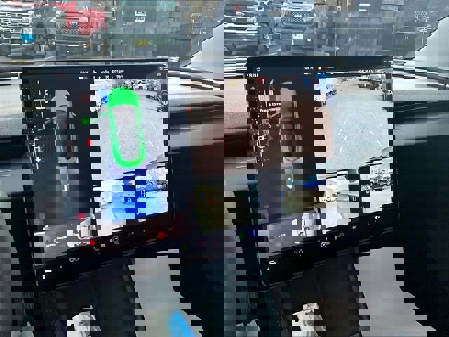 Used 2025 Tesla Model 3 Long Range image 27