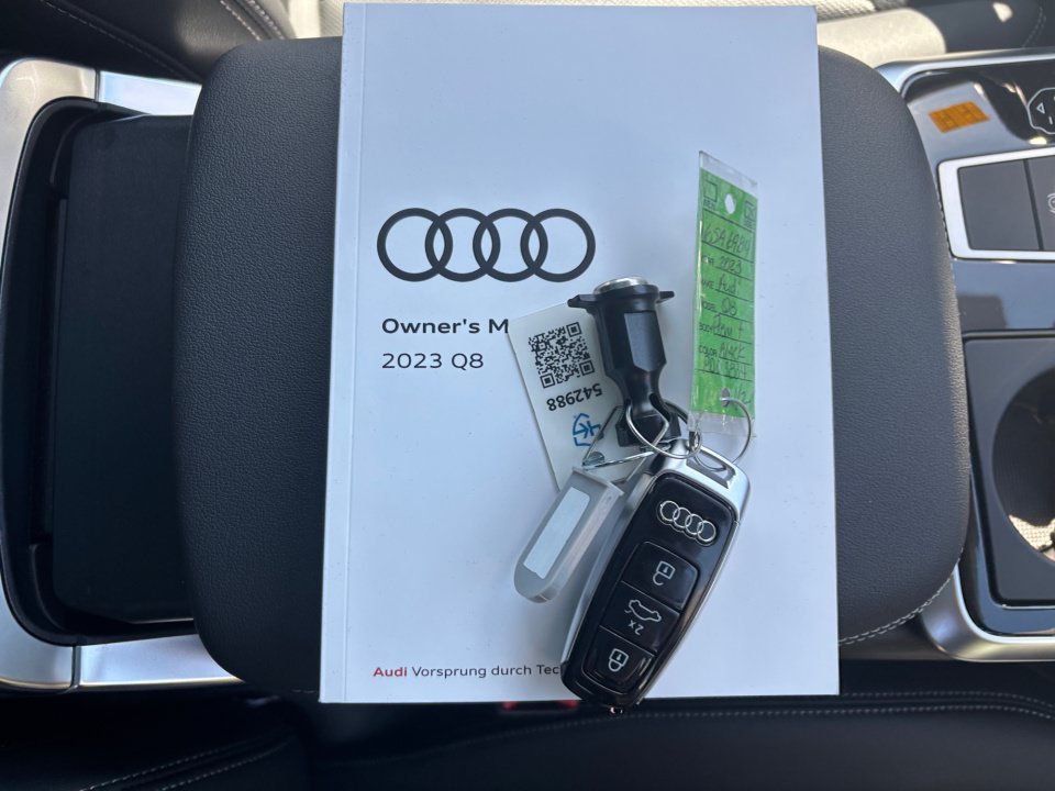 Used 2023 Audi Q8 Premium Plus AWD/4WD image 34