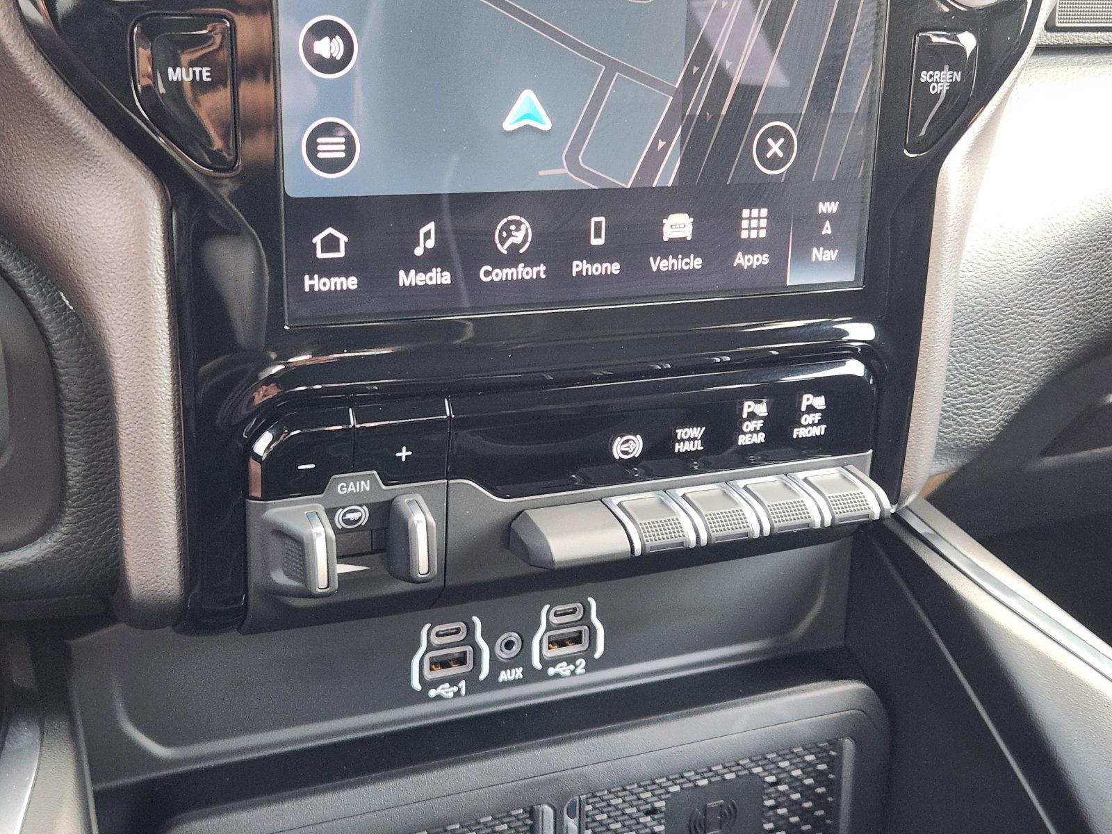 New 2026 RAM 3500 Laramie w/ Night Edition AWD/4WD image 18