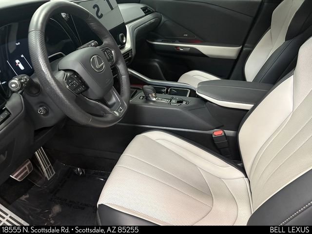 Used 2025 Lexus TX 500h AWD w/ Technology Package image 13