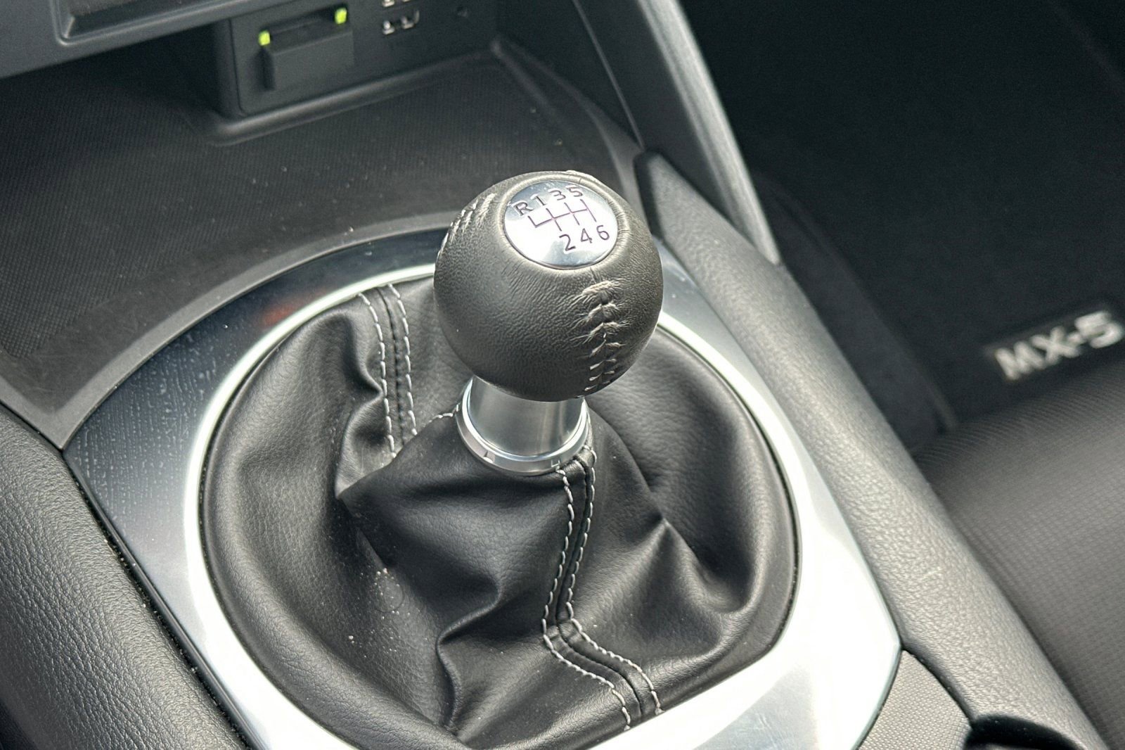 Used 2023 MAZDA MX-5 Miata Sport image 31