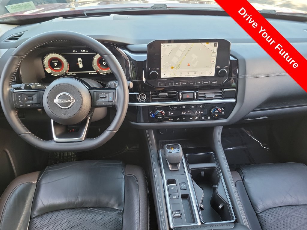 Used 2022 Nissan Pathfinder Platinum w/ Cargo Package FWD image 4
