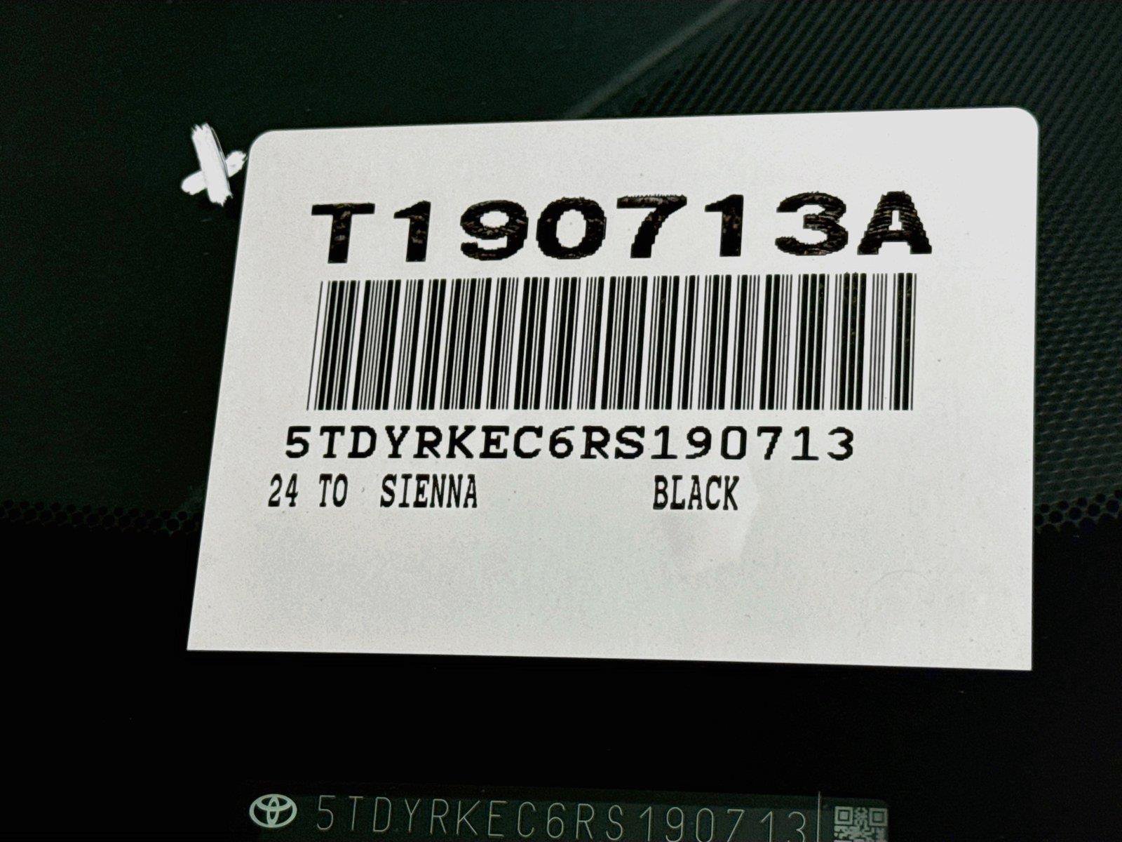Certified 2024 Toyota Sienna XLE FWD image 45