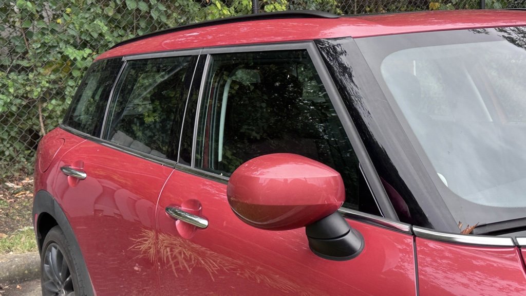 Used 2020 MINI Cooper Clubman S w/ Premium Package image 3