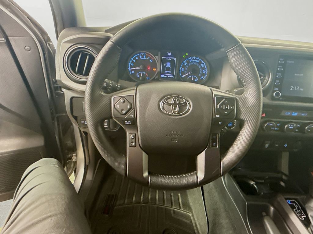 Used 2023 Toyota Tacoma TRD Sport AWD/4WD image 12