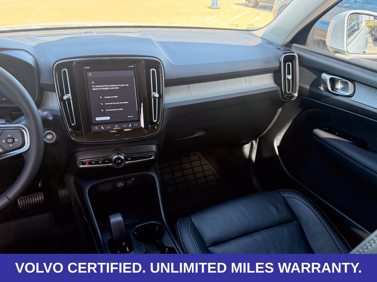 Certified 2024 Volvo XC40 B5 Core AWD/4WD image 20