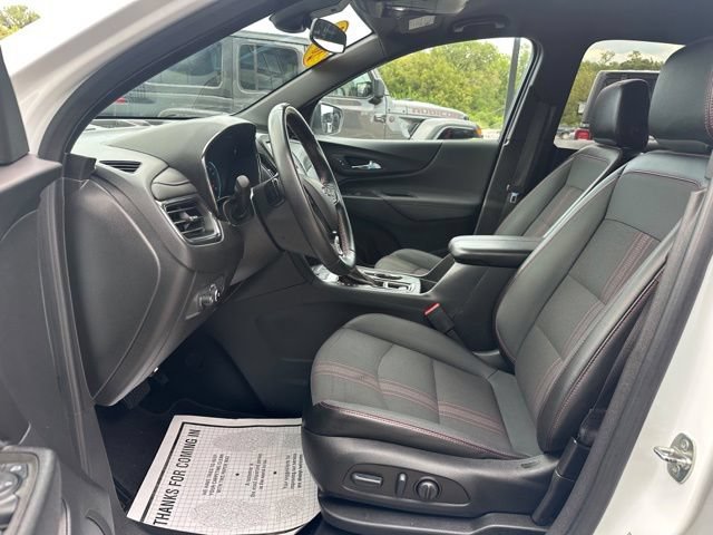 Used 2023 Chevrolet Equinox RS AWD/4WD image 13