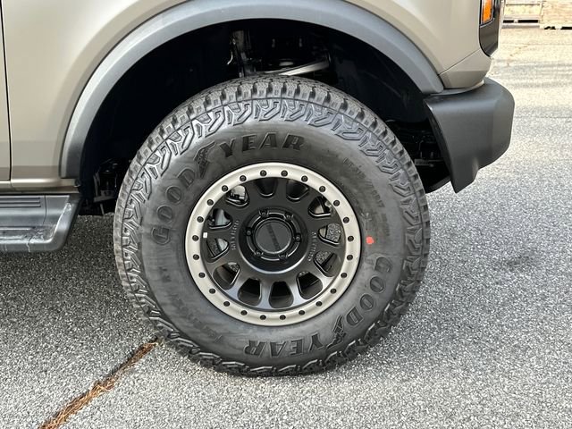 New 2025 Ford Bronco Outer Banks w/ Sasquatch Package AWD/4WD image 12