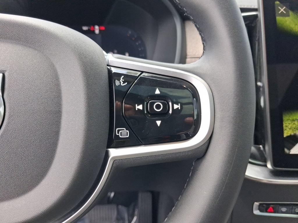 Certified 2026 Volvo XC90 B6 Plus AWD/4WD image 20