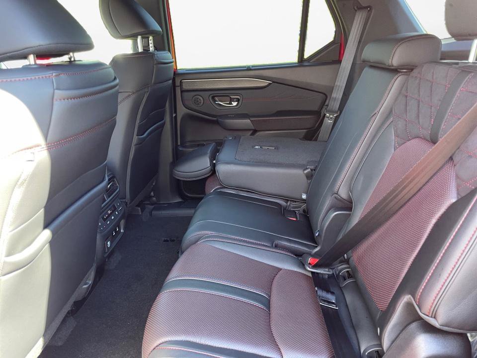 New 2026 Honda Pilot Black Edition image 13