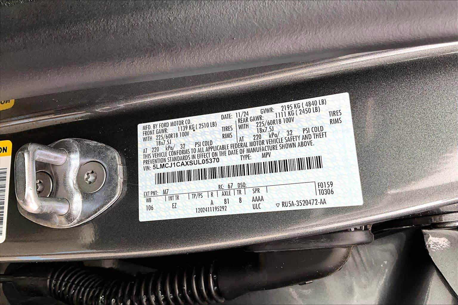 Used 2025 Lincoln Corsair FWD image 35