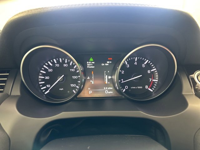 Used 2015 Land Rover Range Rover Evoque Dynamic image 32