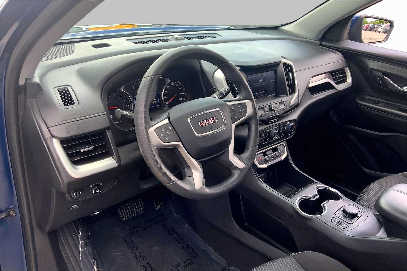 Used 2022 GMC Terrain SLE w/ Driver Convenience Package AWD/4WD image 17