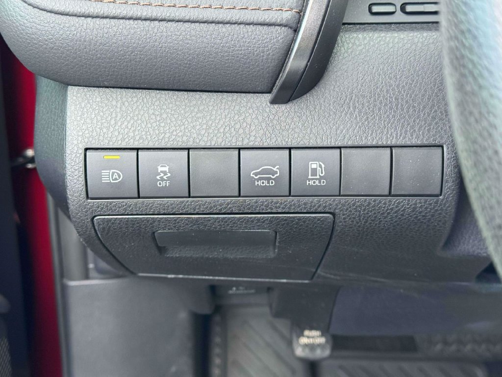 Used 2019 Toyota Camry LE FWD image 20