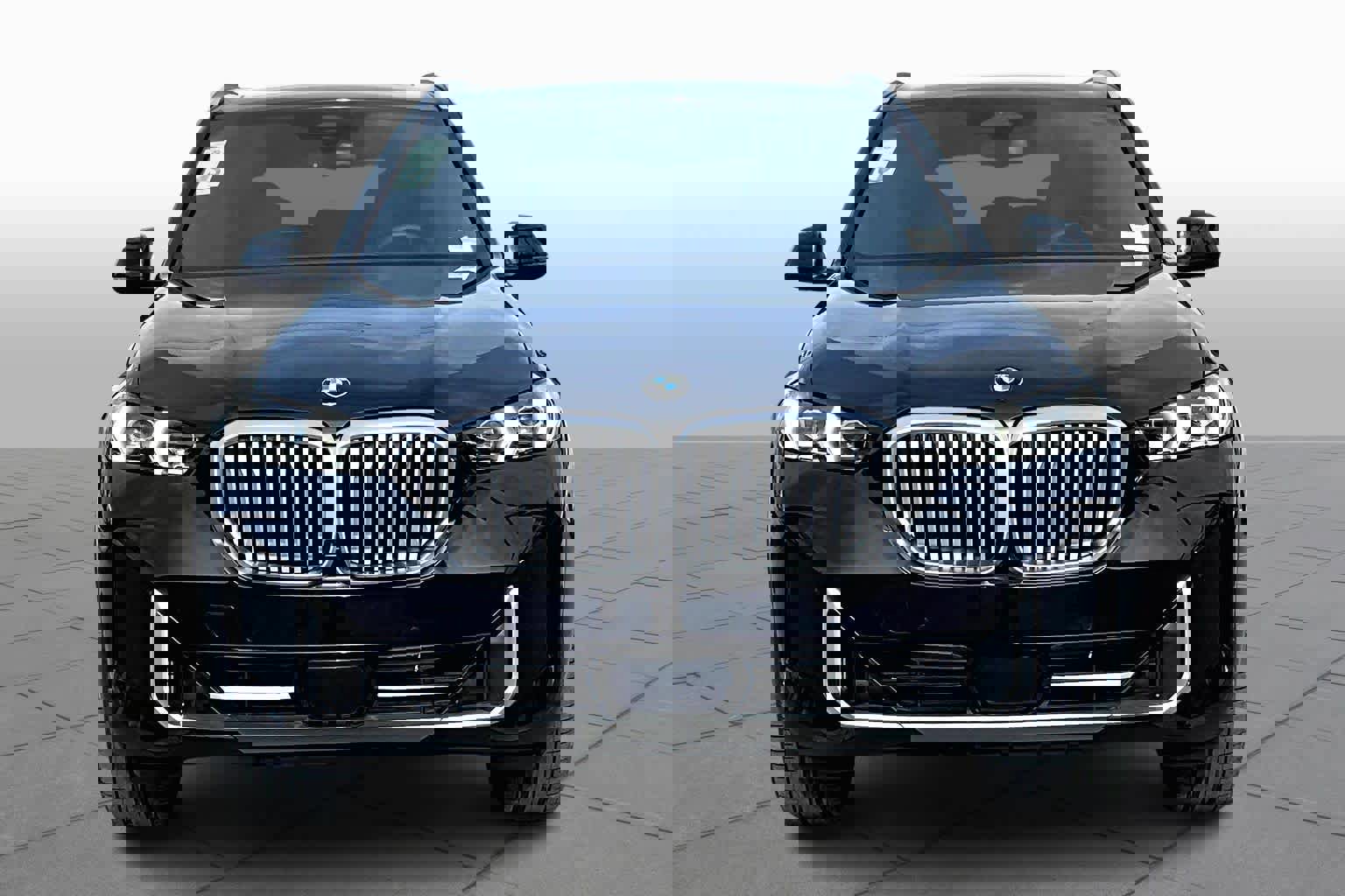 Used 2026 BMW X5 sDrive40i w/ Executive Package image 3