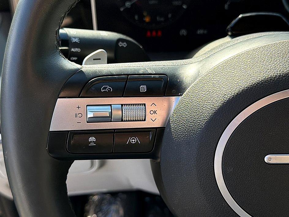 Certified 2025 Hyundai Tucson Limited image 16