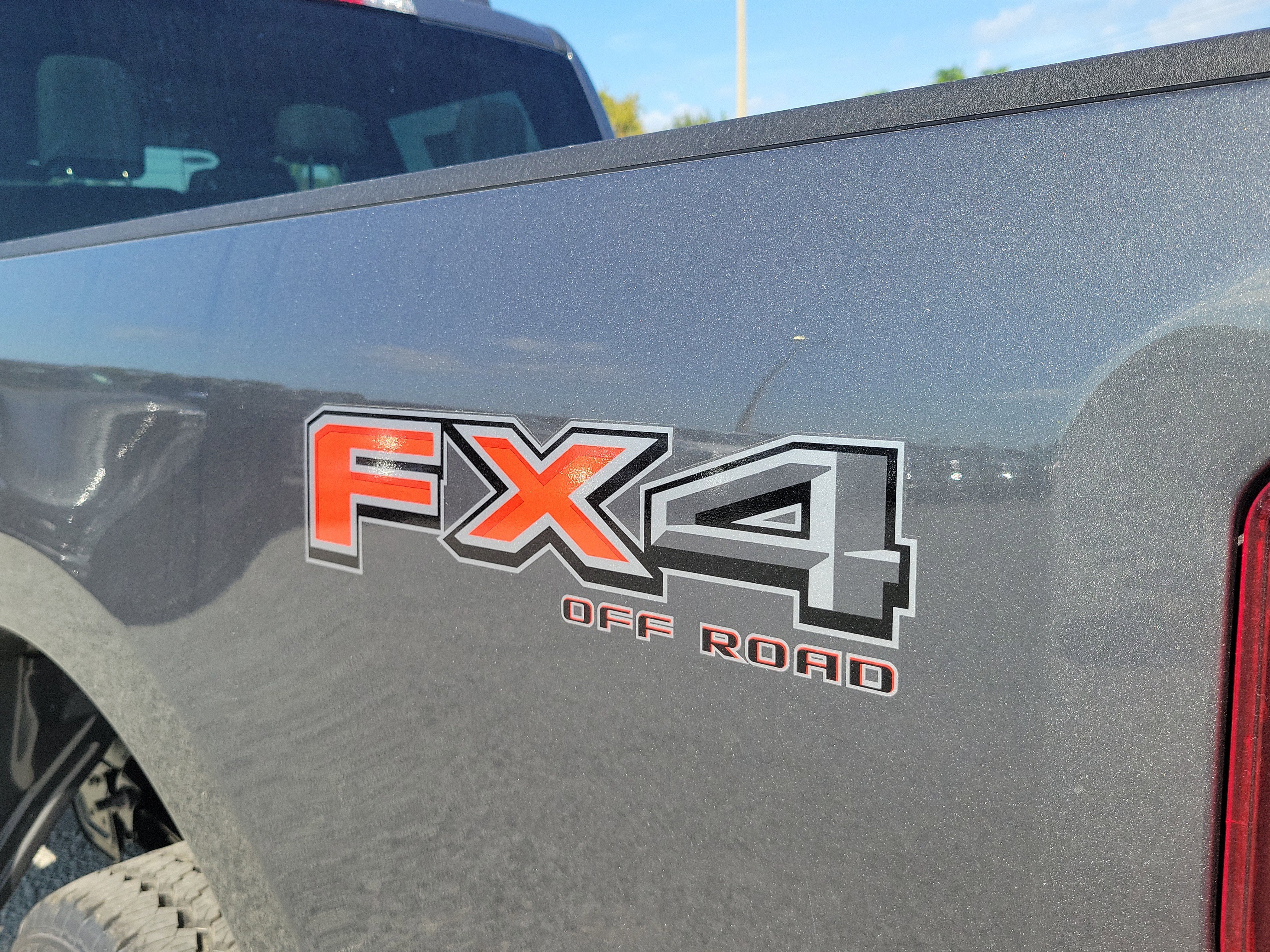 New 2026 Ford F350 XLT w/ FX4 Off-Road Package image 8