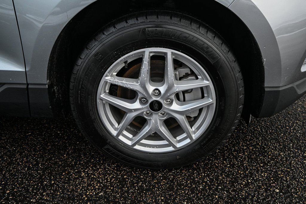 Certified 2024 Ford Edge SEL w/ Convenience Package image 15