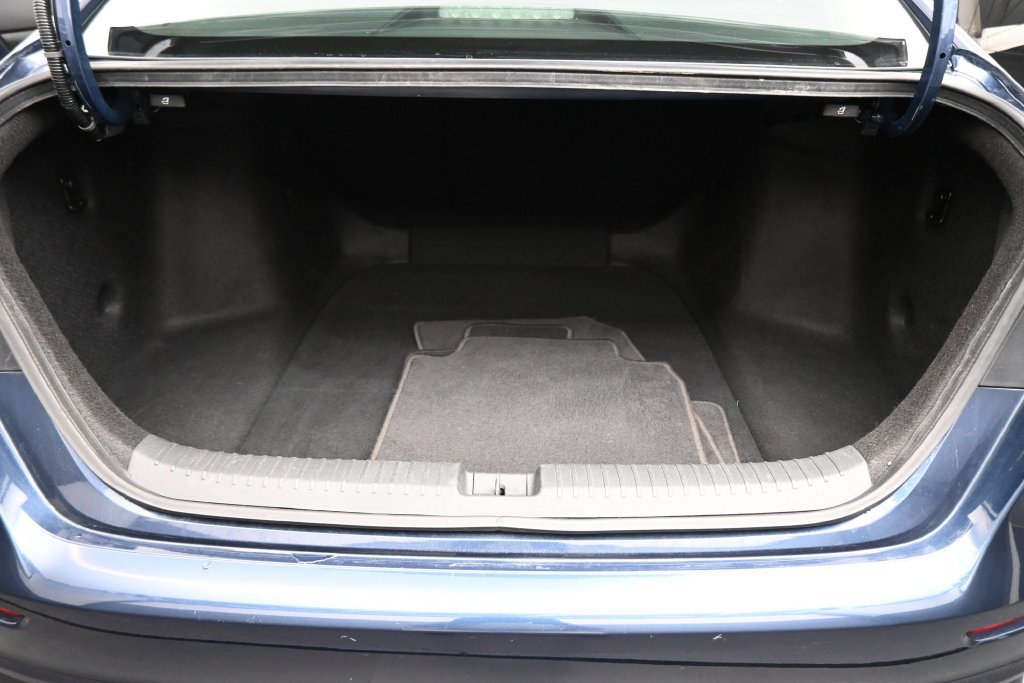 Used 2023 Honda Accord EX image 15