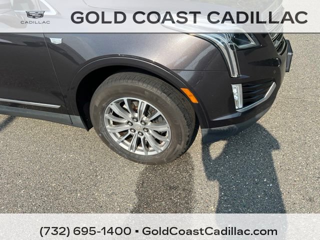 Used 2017 Cadillac XT5 Luxury w/ Driver Awareness Package FWD image 6