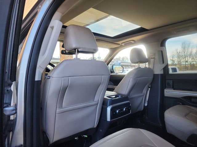 Used 2024 Ford Expedition Limited image 30