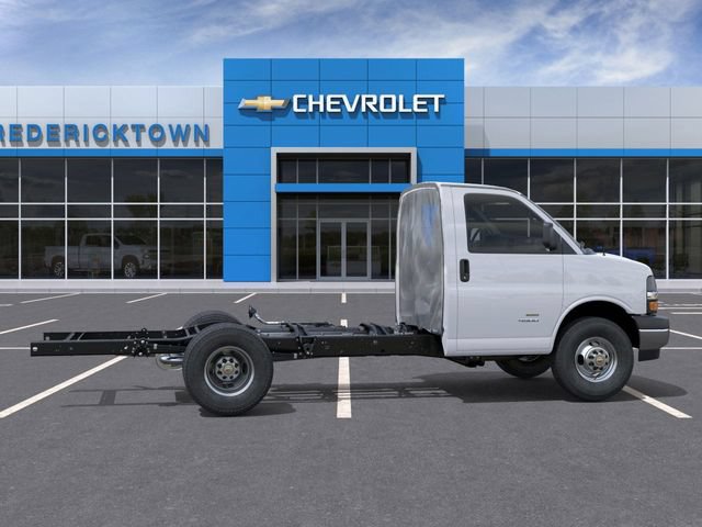 New 2025 Chevrolet Express 3500 w/ Power Convenience Package RWD image 5