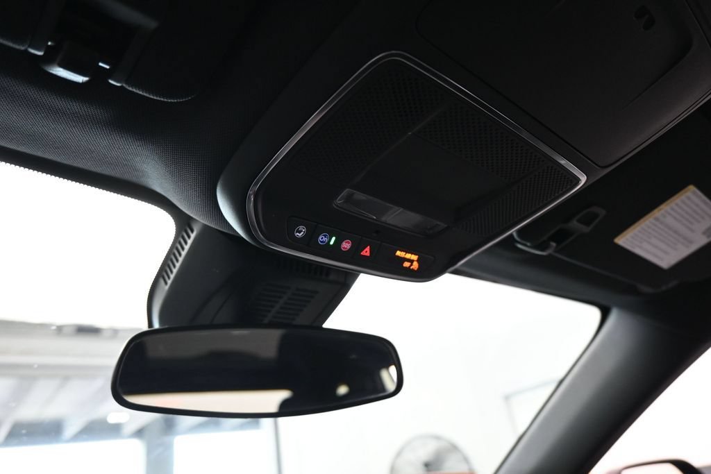 Used 2025 Chevrolet Equinox RS FWD image 24