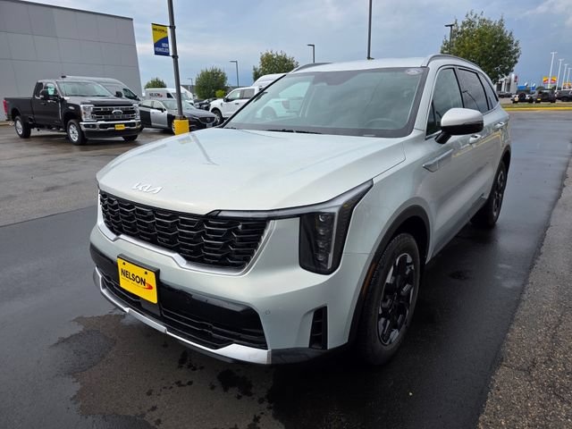 Used 2026 Kia Sorento S AWD/4WD image 2