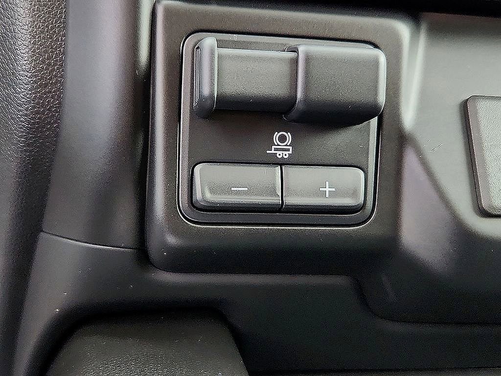 Used 2021 Chevrolet Silverado 1500 LT Trail Boss w/ Convenience Package II AWD/4WD image 23