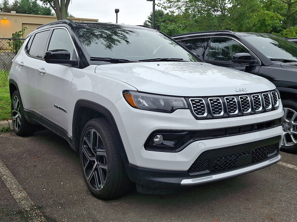 New 2025 Jeep Compass Limited image 3