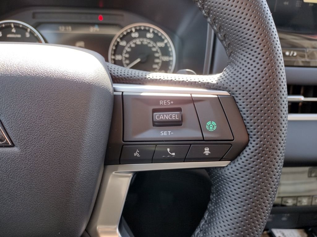 New 2026 Mitsubishi Outlander SE image 27