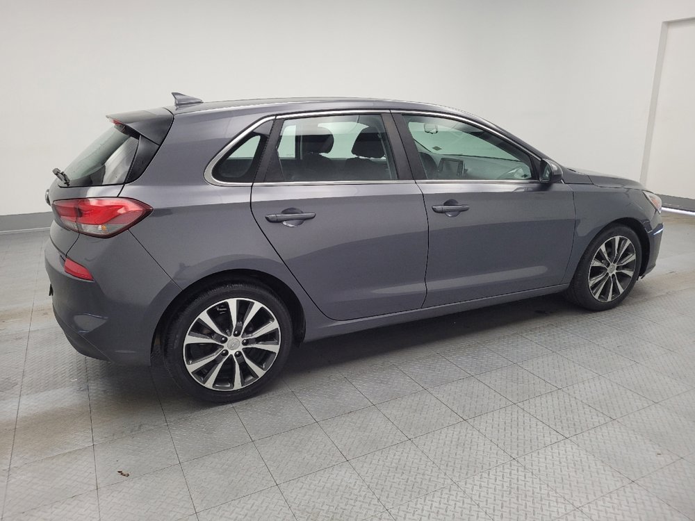 Used 2018 Hyundai Elantra GT image 10