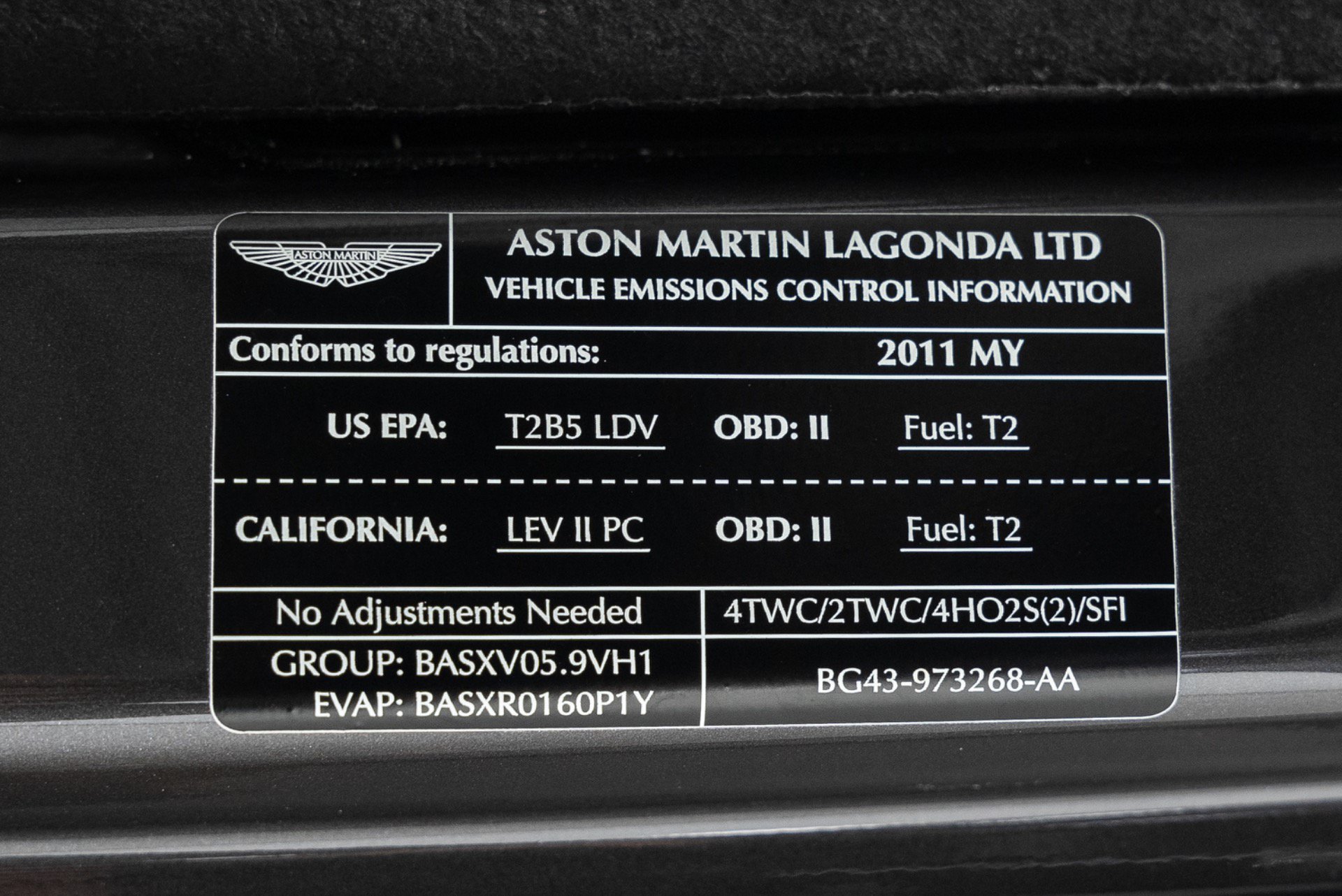 Used 2011 Aston Martin DBS Coupe RWD image 52