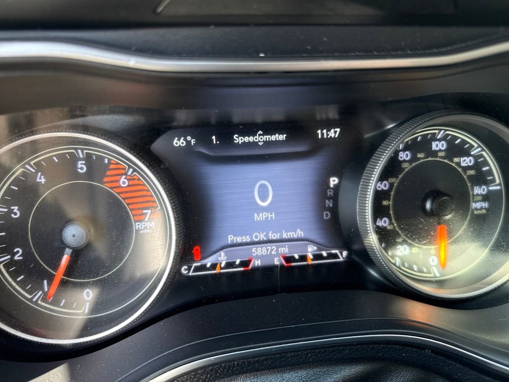 Used 2019 Jeep Cherokee Limited image 20