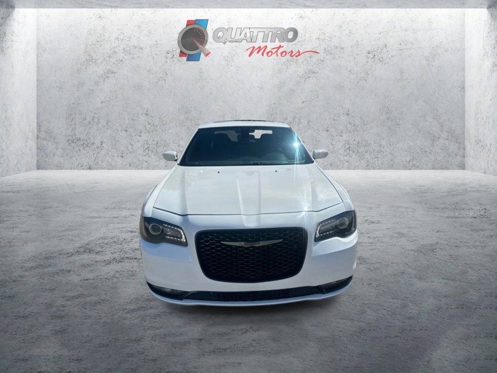 Used 2016 Chrysler 300 S image 9