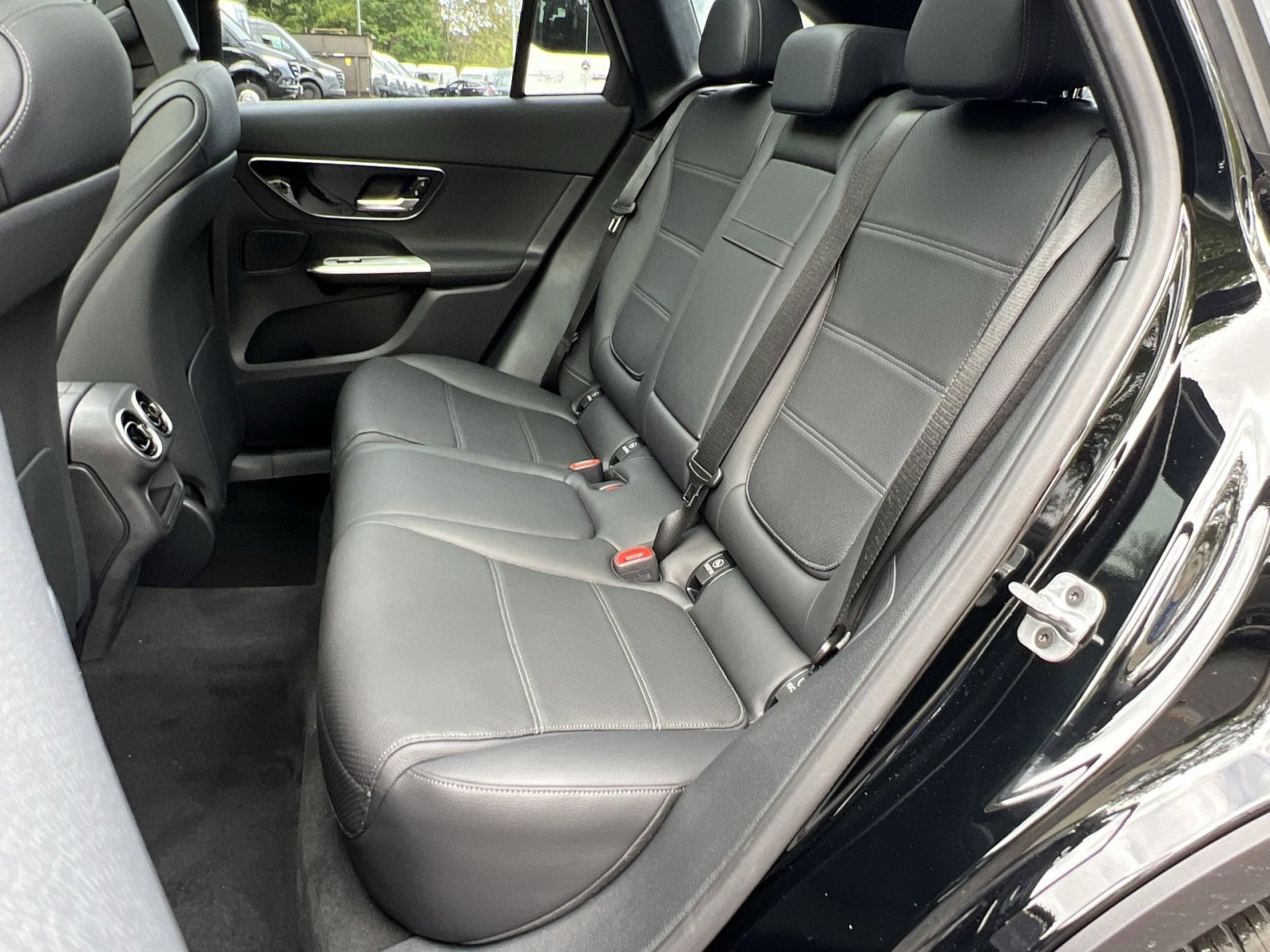 Certified 2026 Mercedes-Benz GLC 300 4MATIC image 23