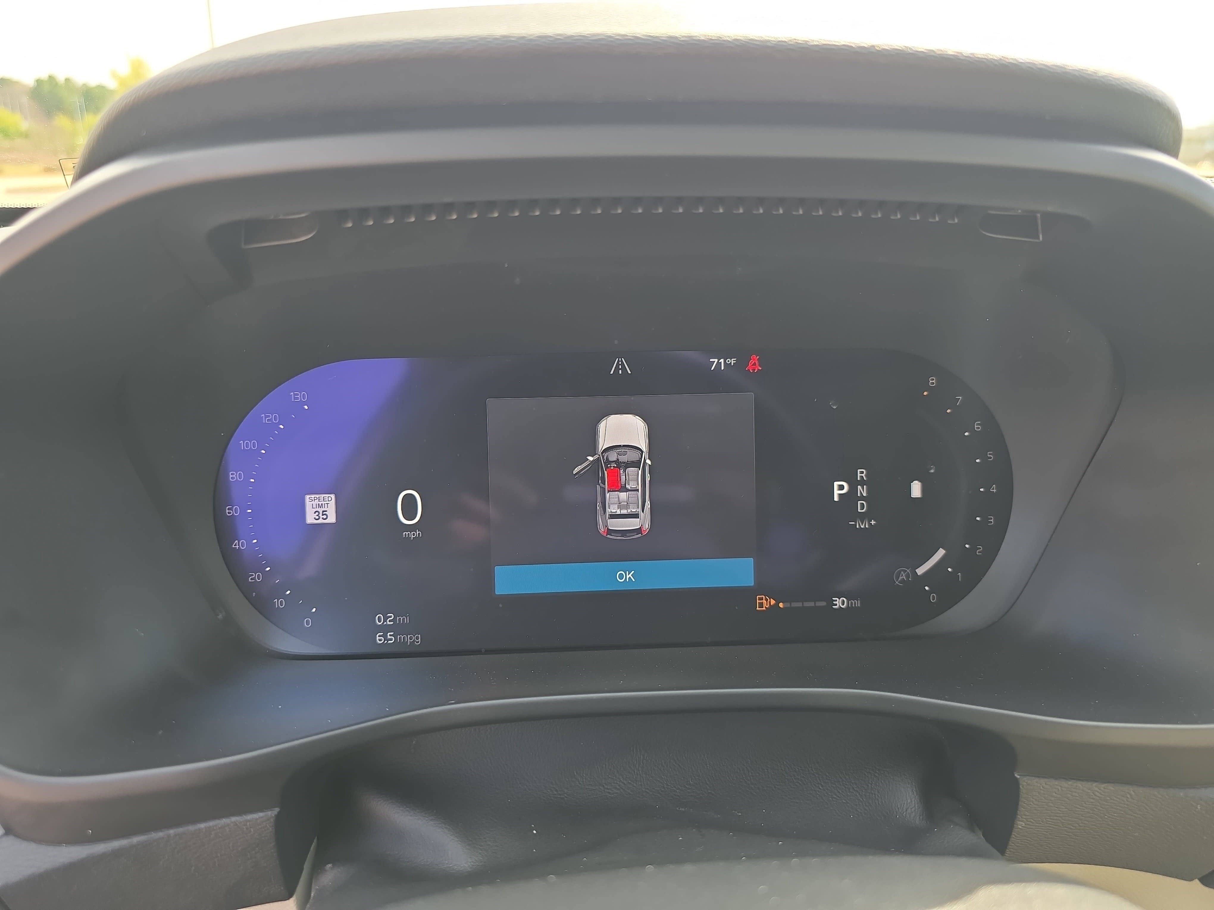 Used 2023 Volvo XC40 B4 Plus w/ Driver Assist Package image 20