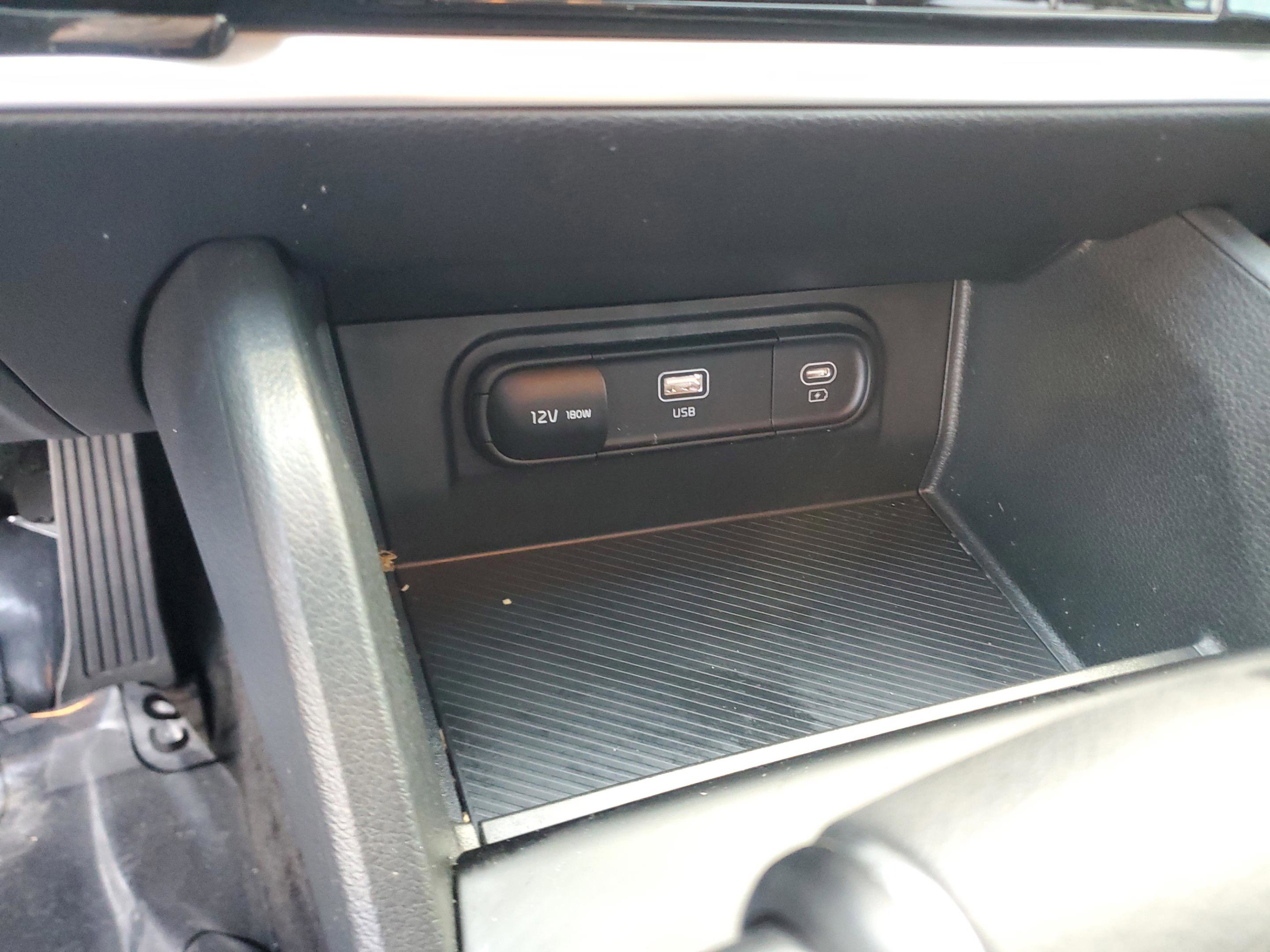 Certified 2025 Kia Sportage LX AWD/4WD image 21