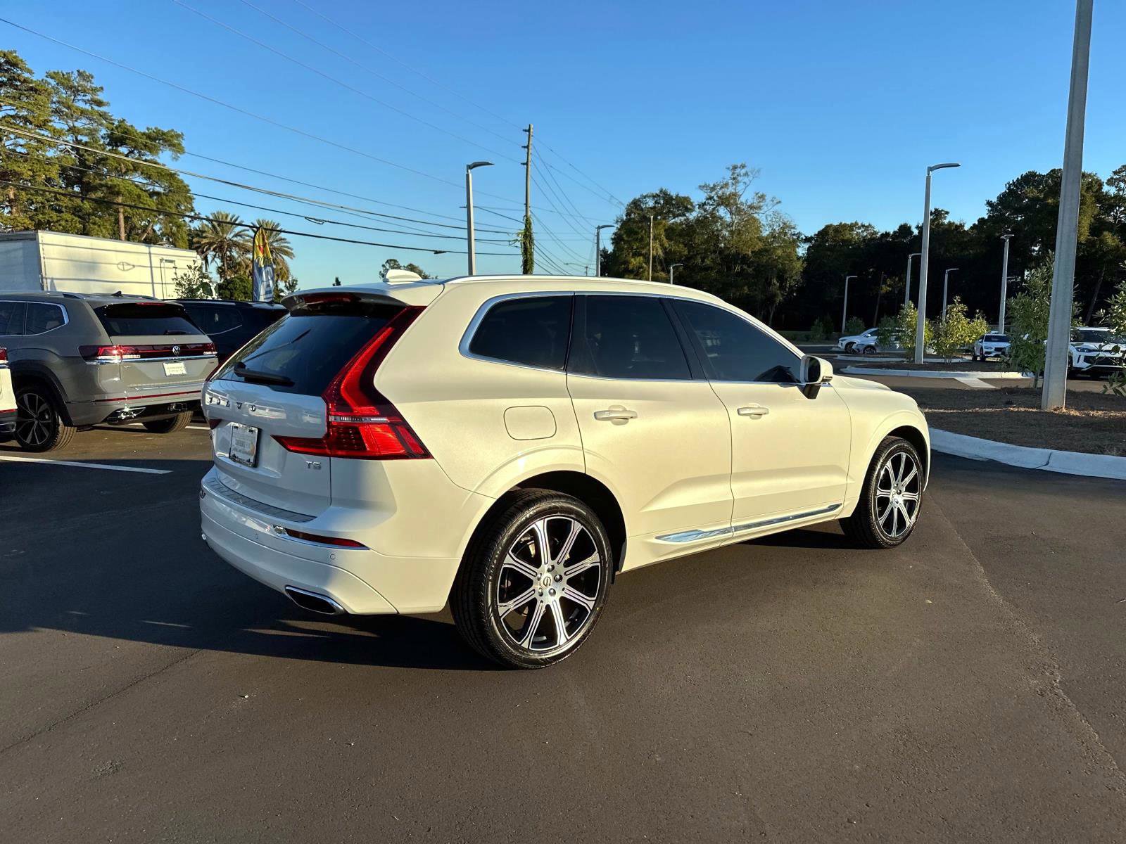 Used 2021 Volvo XC60 T5 Inscription w/ Protection Package Premier image 5