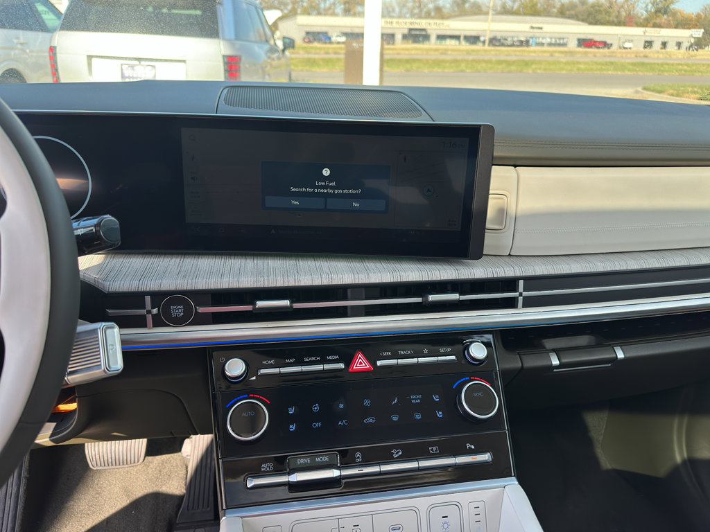 New 2025 Hyundai Santa Fe Calligraphy image 18