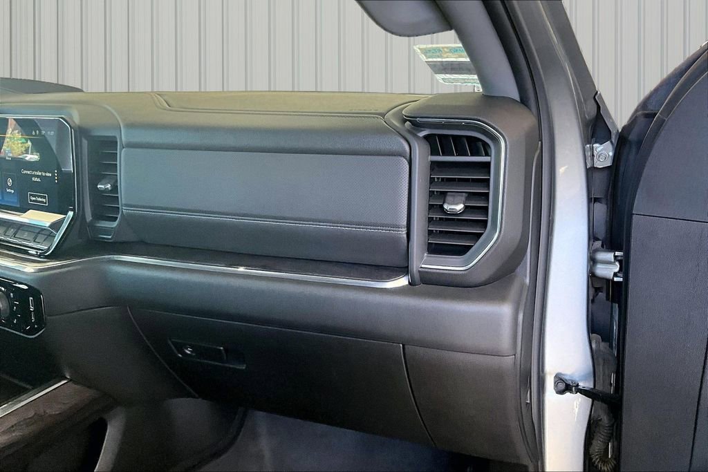 Used 2024 Chevrolet Silverado 2500 LTZ w/ LTZ Plus Package AWD/4WD image 12