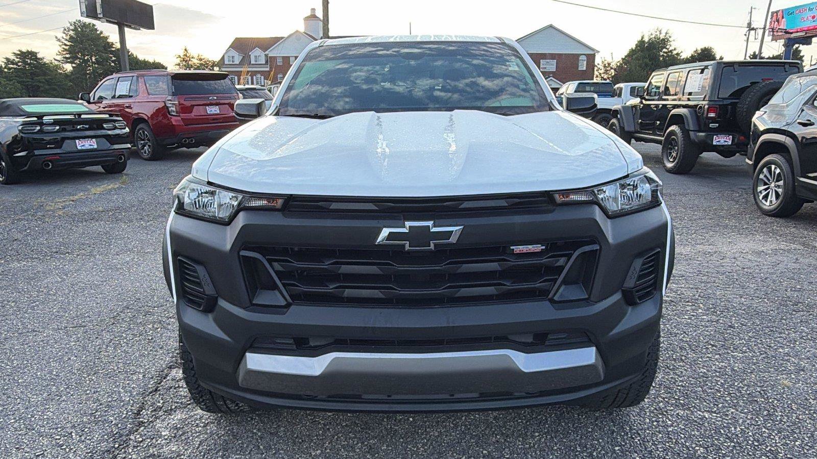 Used 2024 Chevrolet Colorado Trail Boss w/ Advanced Trailering Package AWD/4WD video 2
