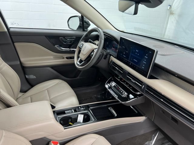 Certified 2023 Lincoln Corsair AWD w/ Equipment Group 101A image 23