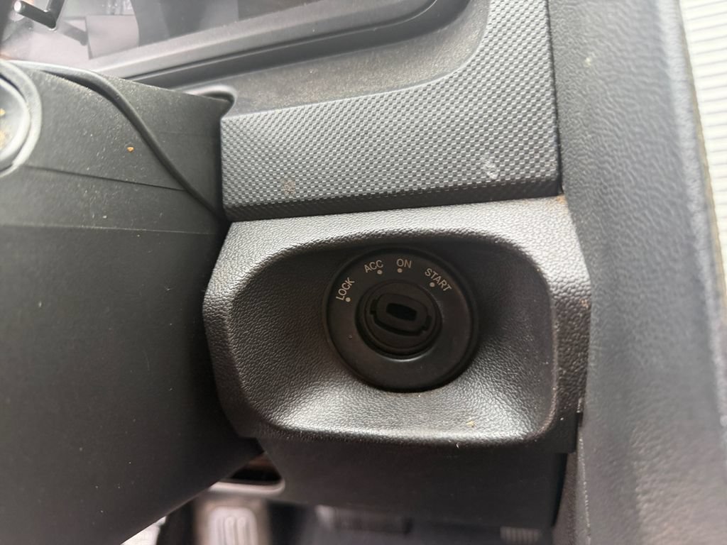 Used 2009 Dodge Journey SXT FWD image 26