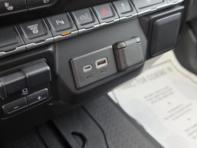 Used 2020 Chevrolet Silverado 2500 LT w/ All Star Edition image 23