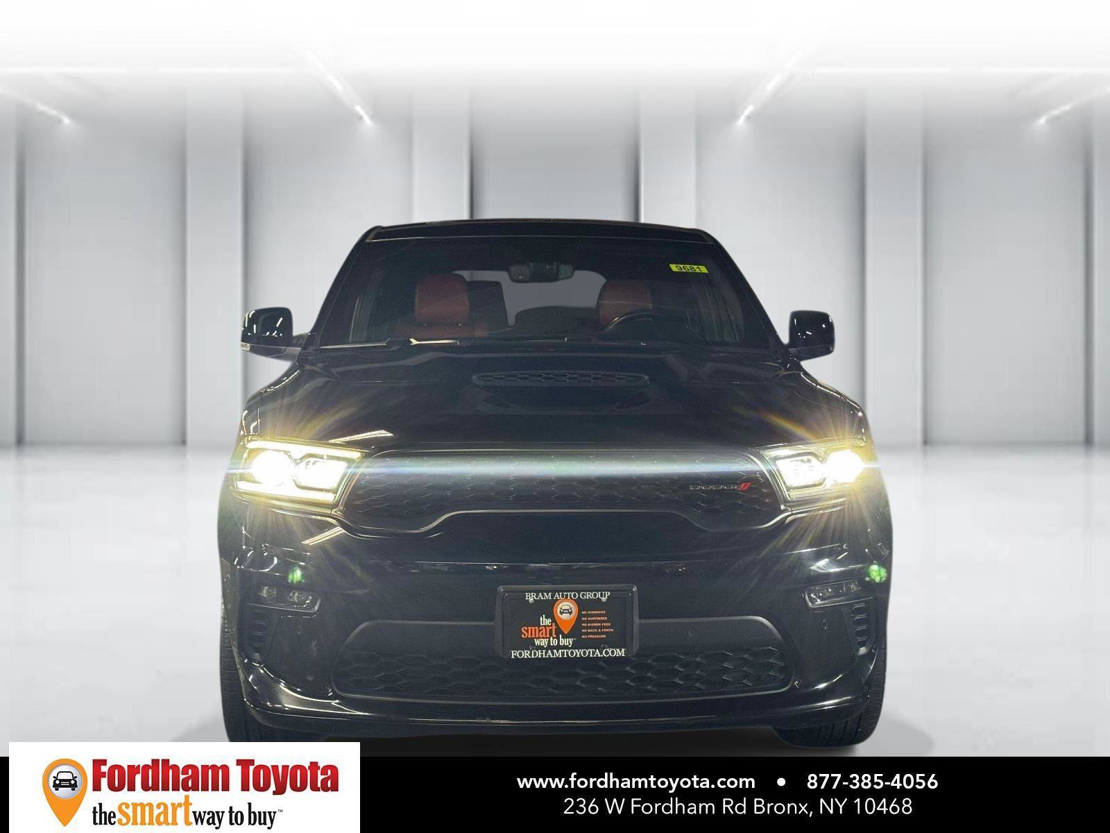 Used 2021 Dodge Durango R/T w/ Blacktop Package AWD/4WD image 2