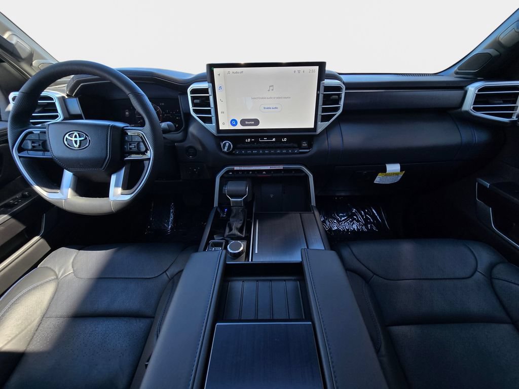 Used 2025 Toyota Sequoia Platinum AWD/4WD image 10
